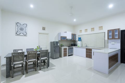 Villa, 3 Bedrooms, 2 Bathrooms | Private kitchen | Full-size fridge, stovetop, coffee/tea maker, cookware/dishes/utensils