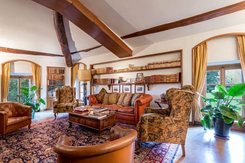 Villa, Smoking | 5 bedrooms