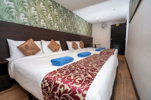 Deluxe Quadruple Room | Free WiFi