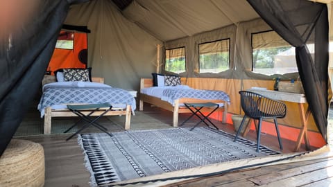 Exclusive Tent | In-room safe, bed sheets