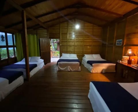 Family Cabin, 9 Guests | In-room safe, bed sheets