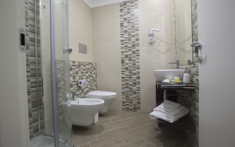 Family Room, Mountain View | Bathroom | Shower, free toiletries, hair dryer, bidet