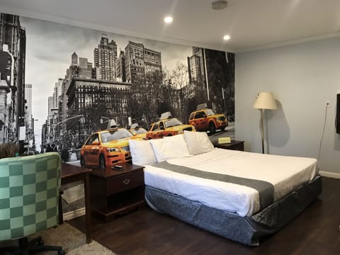 Standard Room, 1 King Bed | Iron/ironing board, free WiFi