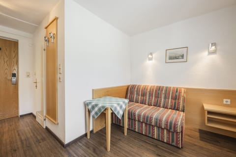 Family Double Room, 1 Bedroom, Balcony (Edelweiß) | Hypo-allergenic bedding, free WiFi, bed sheets