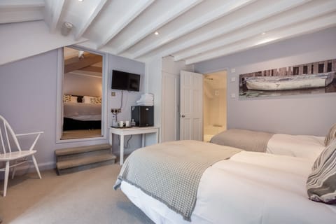 Quadruple Room, Ensuite