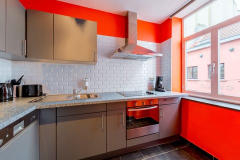 Apartment, 2 Bedrooms | Private kitchen | Full-size fridge, microwave, oven, stovetop