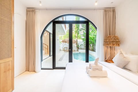 In-room safe, free WiFi