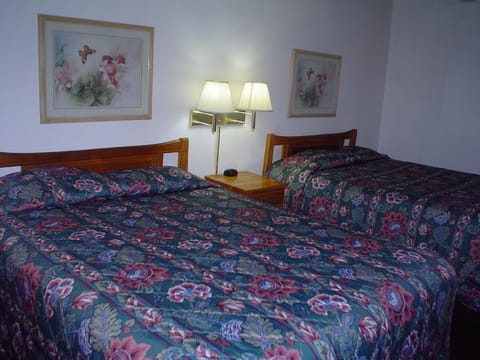 Standard Room, 2 Queen Beds | 1 bedroom, desk, free WiFi, bed sheets