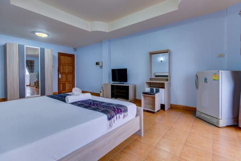 Superior Room, Balcony | In-room safe, desk, rollaway beds, free WiFi