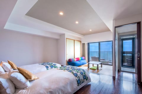 Senaga Deluxe Japanese Western Room & Open-Air Both and Ocean View | In-room safe, desk, soundproofing, free WiFi