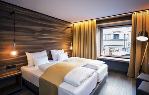 Superior Double Room (Pfeffer) | Premium bedding, in-room safe, desk, free cribs/infant beds