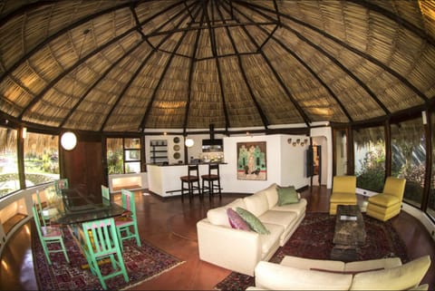 Family Bungalow, 3 Bedrooms, Mountain View, Mountainside | In-room safe, free WiFi, bed sheets