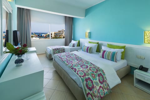 Double Room, Sea View | Bed sheets