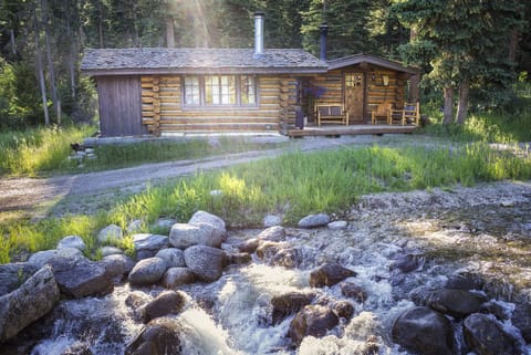 Cabin, 1 Queen Bed (Porcupine) | Terrace/patio