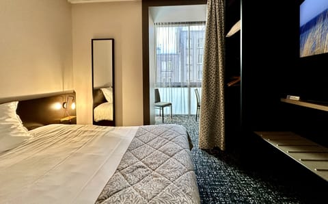 Comfort Single Room | Premium bedding, in-room safe, individually decorated