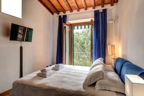 Apartment | Iron/ironing board, cribs/infant beds, free WiFi, bed sheets