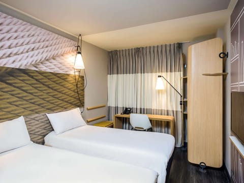 Standard Twin Room, 2 Twin Beds | Minibar, in-room safe, desk, free WiFi