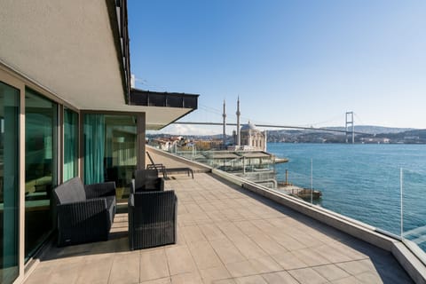 Presidential Suite (Bosphorus View) | Terrace/patio