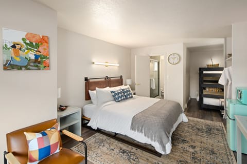 Family Room | Premium bedding, memory foam beds, in-room safe, desk