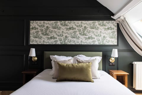 Superior Double Room | Premium bedding, iron/ironing board, free WiFi, bed sheets