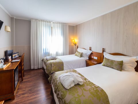 Standard Double Room | Premium bedding, down comforters, minibar, in-room safe