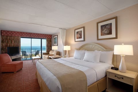 Room, Oceanfront, 1 King Bed & Sofa, Kitchenette | In-room safe, blackout drapes, iron/ironing board, free WiFi