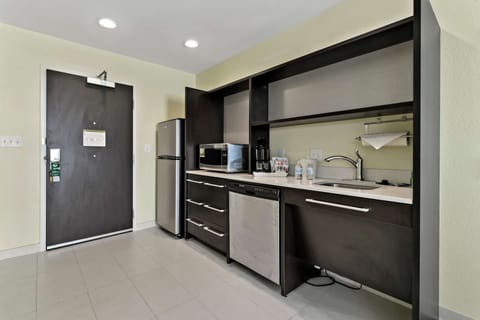 Suite, 1 King Bed, Accessible, Bathtub (Mobility & Hearing) | Private kitchen | Full-size fridge, microwave, dishwasher, coffee/tea maker