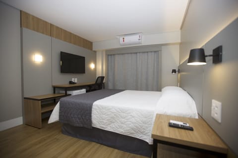 Superior Room | In-room safe, blackout drapes, soundproofing, free WiFi