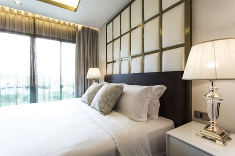 Penthouse Vorra Chinda | Premium bedding, minibar, in-room safe, desk