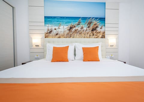 Double Room in Villa  | Minibar, in-room safe, free WiFi, bed sheets