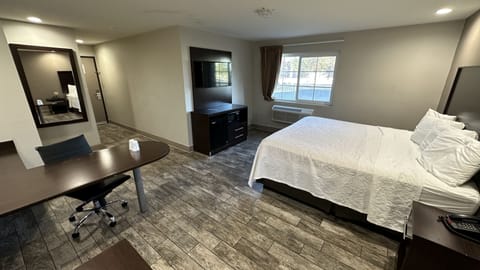 Superior Room, 1 King Bed (Smoke Free) | Desk, iron/ironing board, free cribs/infant beds, free WiFi