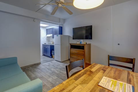 Suite, Multiple Beds, Kitchenette (Smoke Free, Two Rooms, Efficiency) | Desk, blackout drapes, iron/ironing board, free WiFi