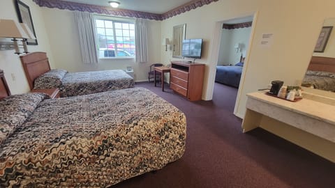 Suite, 2 Bedrooms | Iron/ironing board, free WiFi, bed sheets