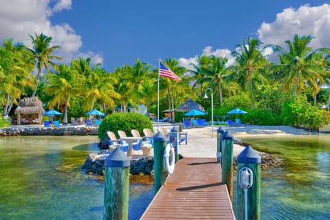 Private beach, sun loungers, beach umbrellas, beach towels