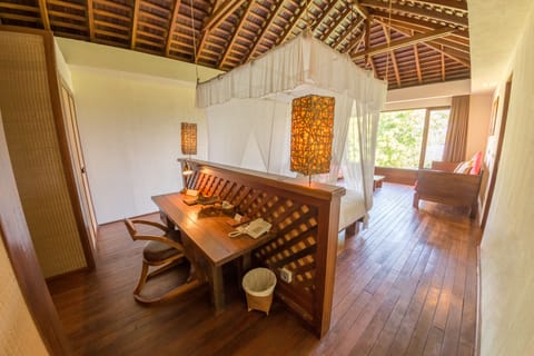 Bay View Family Suite | Egyptian cotton sheets, premium bedding, Select Comfort beds