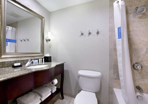 Standard Room, 2 Double Beds, Non Smoking, Bathtub | Bathroom | Free toiletries, hair dryer, towels, soap