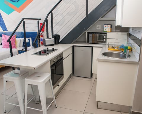 4-Bed Deluxe Studio (Partial Sea View) | Premium bedding, in-room safe, free WiFi, bed sheets