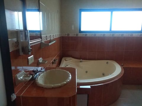 Free toiletries, towels, soap, toilet paper