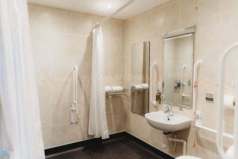 Double Room, Accessible | Bathroom | Free toiletries, hair dryer, towels, soap