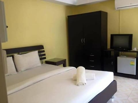 Bungalow Air Condition | Free WiFi, bed sheets