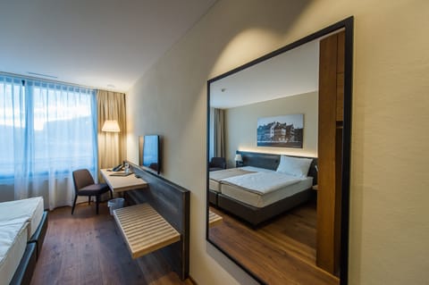 Double Room | Premium bedding, down comforters, in-room safe, desk