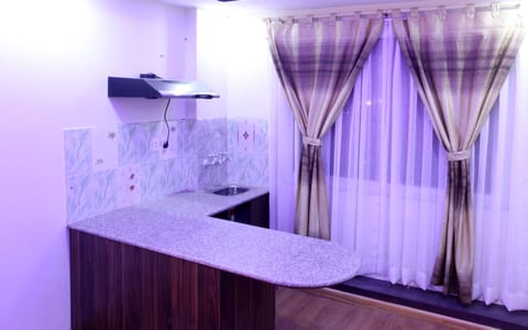 Superior Suite, 1 Bedroom, Bathtub, City View | Minibar, desk, free WiFi