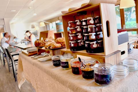 Daily to-go breakfast for a fee