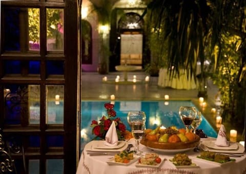 2 restaurants, breakfast, lunch, dinner served; Moroccan cuisine