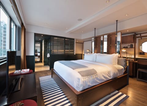 Extra Large King Room | Premium bedding, minibar, in-room safe, desk