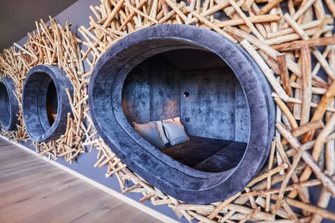 Couples treatment rooms, sauna, body treatments, aromatherapy