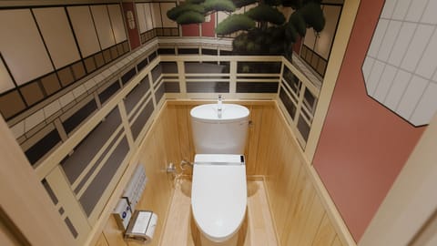 MATSU KABUKI Room, Non Smoking | Bathroom | Separate tub and shower, deep soaking tub, eco-friendly toiletries