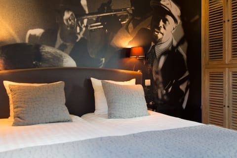 Room (Charme) | Premium bedding, minibar, in-room safe, desk