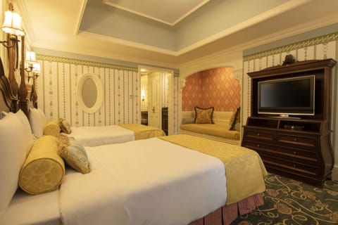 [2-5 Nights] Standard Superior Alcove Room (4th-9th Floors) | In-room safe, blackout drapes, free WiFi, bed sheets