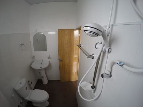 Superior Double Room, 2 Bedrooms, Mountain View | Bathroom | Shower, rainfall showerhead, designer toiletries, hair dryer